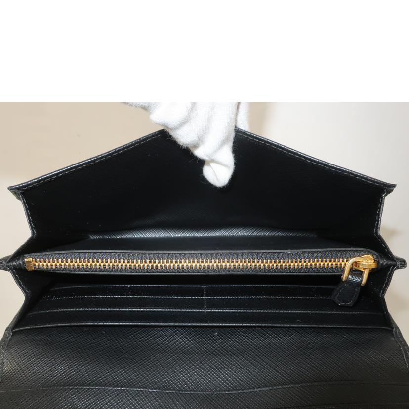 ＰＲＡＤＡ プラダ/サフィアーノ　二つ折り長財布　パスケース付き　ブラック/1MH132//Aランク/65