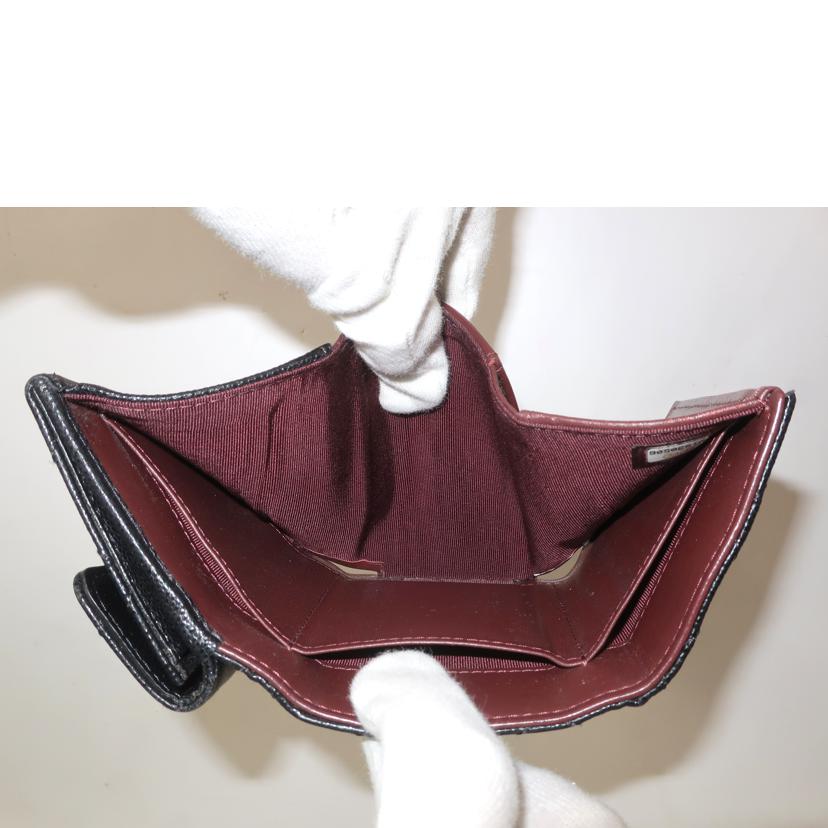ＣＨＡＮＥＬ シャネル/スモールフラップウォレット　三つ折り財布　ブラック　ミニ財布//315*****/ABランク/65