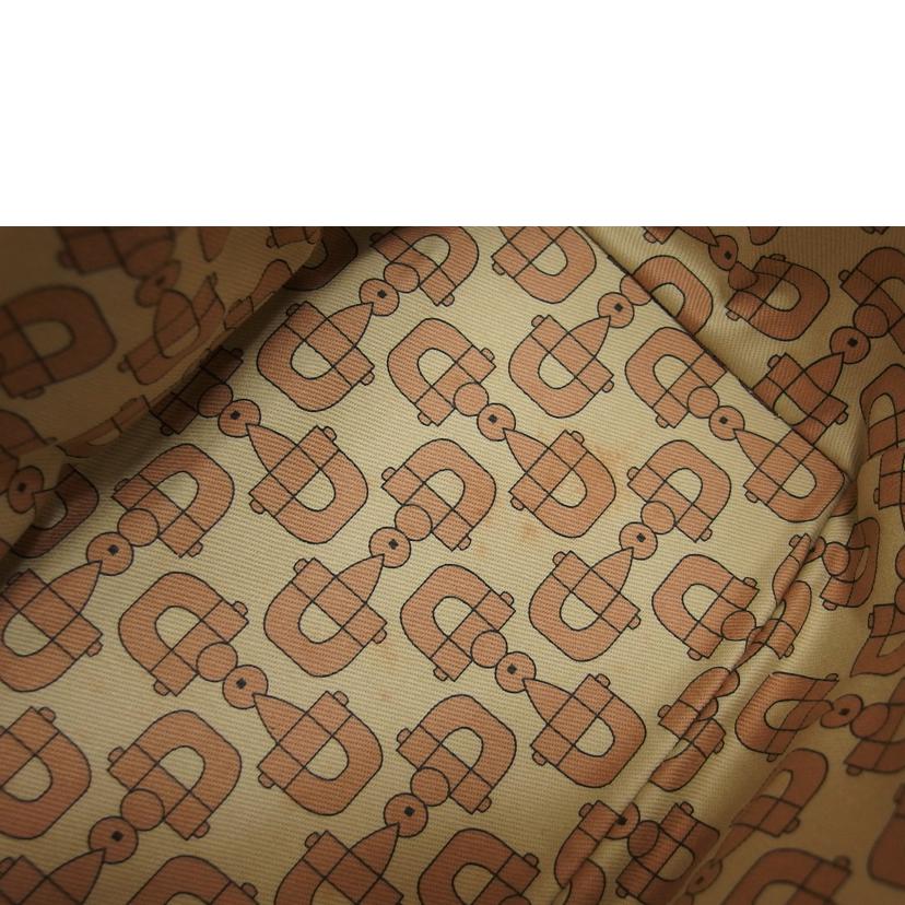 ＧＵＣＣＩ グッチ/シェリーライン／ＧＧキャンバストートバッグ/137396//467891/ABランク/04