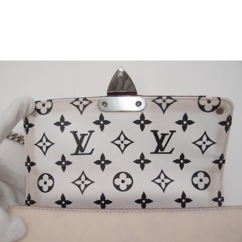 ＬＯＵＩＳ　ＶＵＩＴＴＯＮ ルイヴィトン　チェーンショルダー　ポシェット　斜め掛け　レディース/ワインウッドＰＭ／モノグラムヴェルニ・エピ／クレーム/M90442//NZ0189/Aランク/69