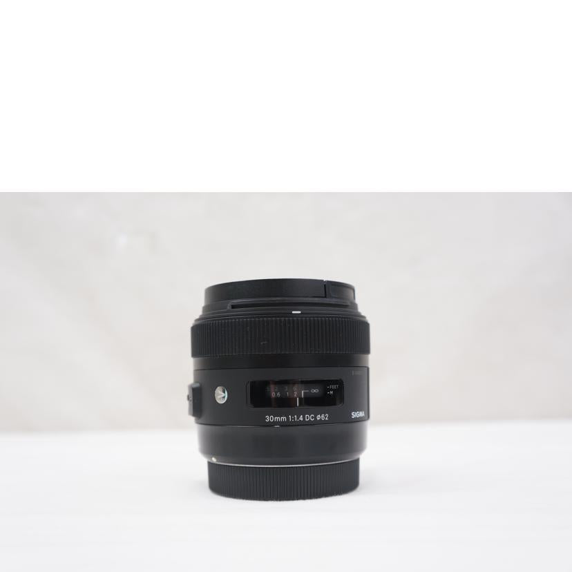 ＳＩＧＭＡ シグマ/デジタル対応レンズ/30mm F1.4 DC HSM//51448874/ABランク/67