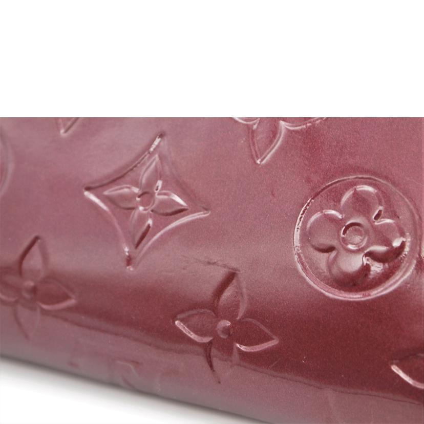 ＬＯＵＩＳ　ＶＵＩＴＴＯＮ ルイヴィトン/ジッピーウォレット／ヴェルニ/M90218//SP2142/Bランク/13