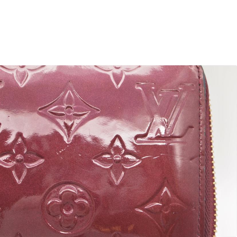 ＬＯＵＩＳ　ＶＵＩＴＴＯＮ ルイヴィトン/ジッピーウォレット／ヴェルニ/M90218//SP2142/Bランク/13