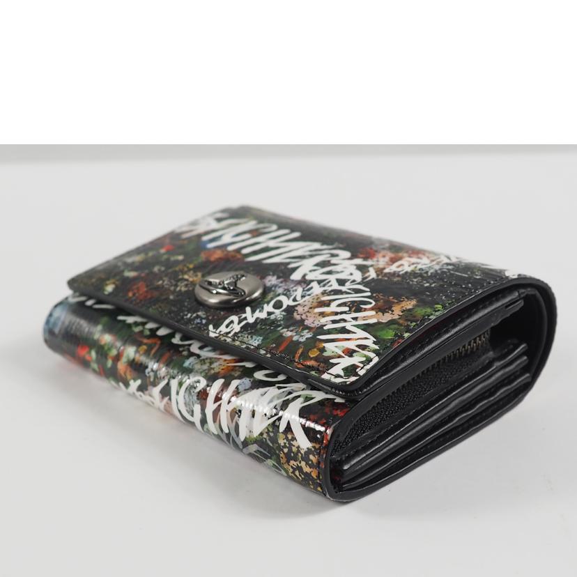 Vivienne westwood ヴィヴィアンウエストウッド