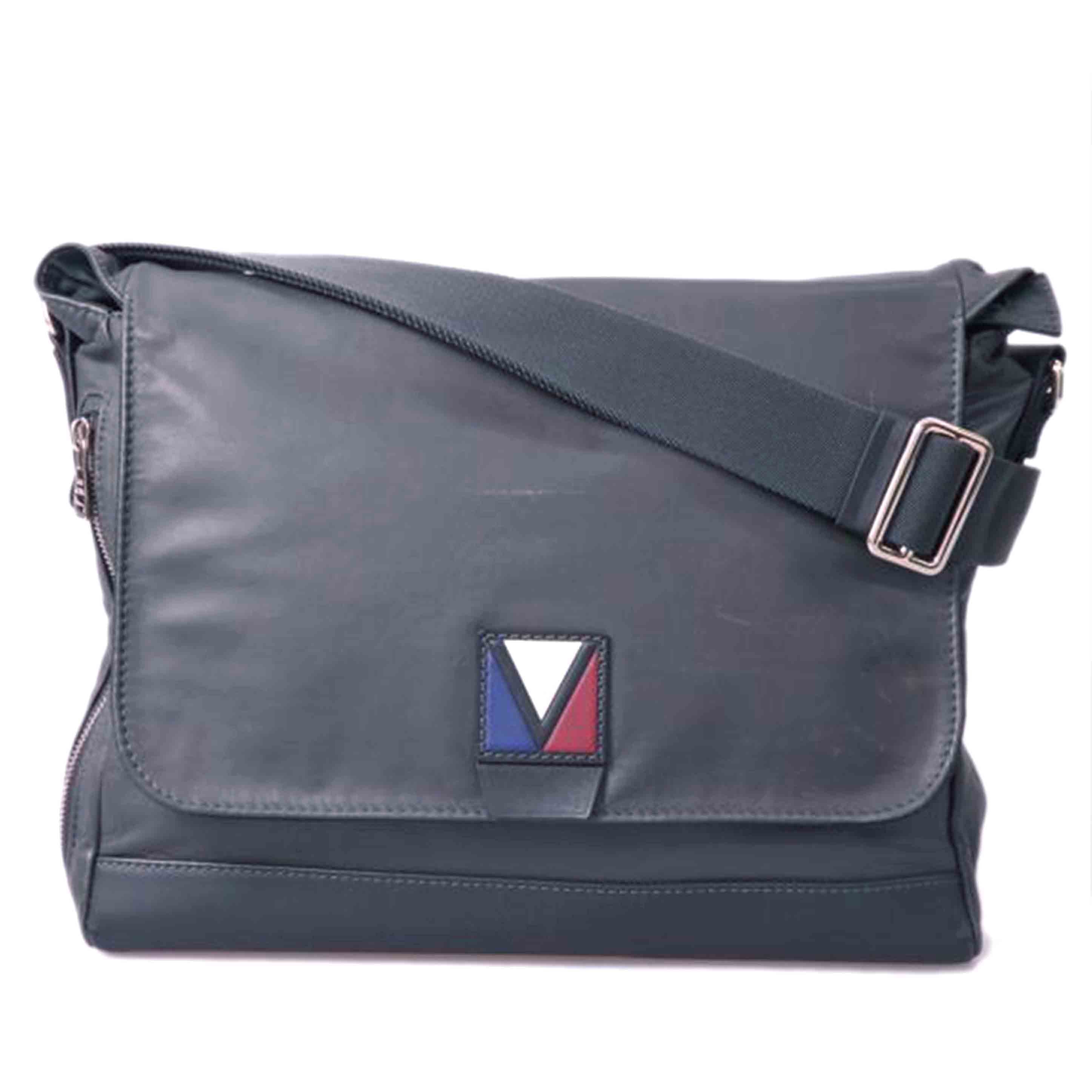 ＬＶ ルイ・ヴィトン/Ｖラインクロスショルダーバッグ/M50443//DR3***/ABランク/76