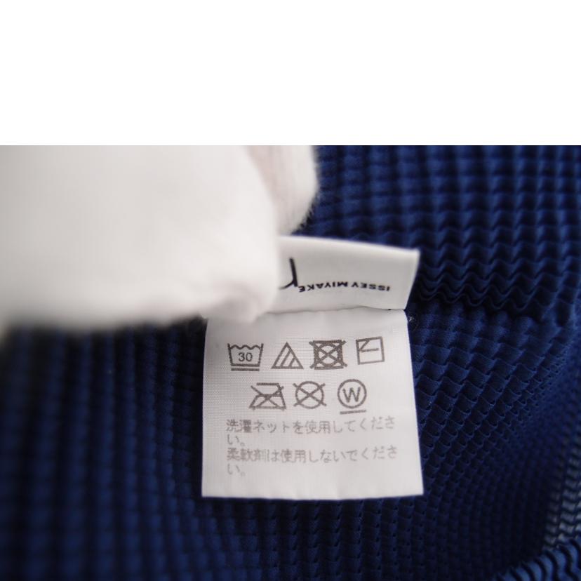 ＩＳＳＥＹ　ＭＩＹＡＫＥ ISSEY MIYAKE/ＩＳＳＥＹ　ＭＩＹＡＫＥ　トップス//SAランク/69