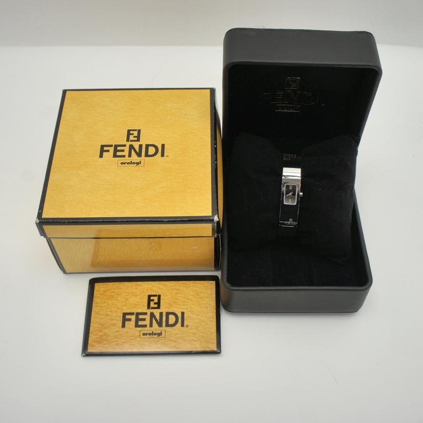 ＦＥＮＤＩ フェンディ/ＦＥＮＤＩ／バングルクオーツ/3300L//017****/ABランク/75