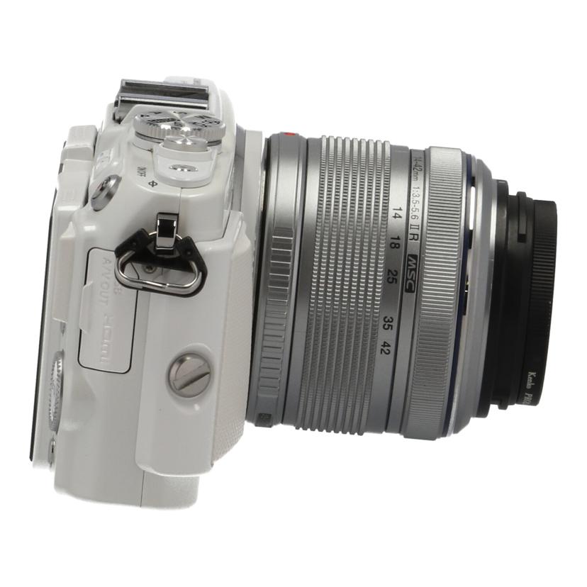 ＯＬＹＭＰＵＳ オリンパス/ミラーレス一眼／ＰＥＮ　Ｌｉｔｅ　ダブルズームキット/E-PL6 ﾀﾞﾌﾞﾙｽﾞｰﾑｷｯﾄ//V5WF02417/Bランク/09