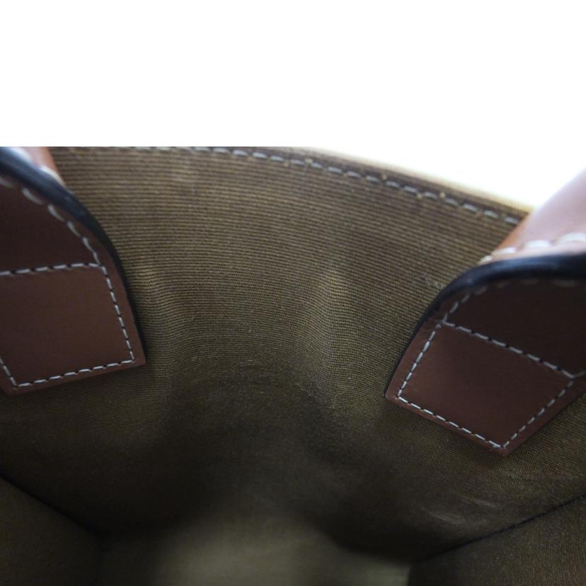 ＣＥＬＩＮＥ セリーヌ/ミニバーティカルカバ・トリオンフ/194372BZK//Bランク/88