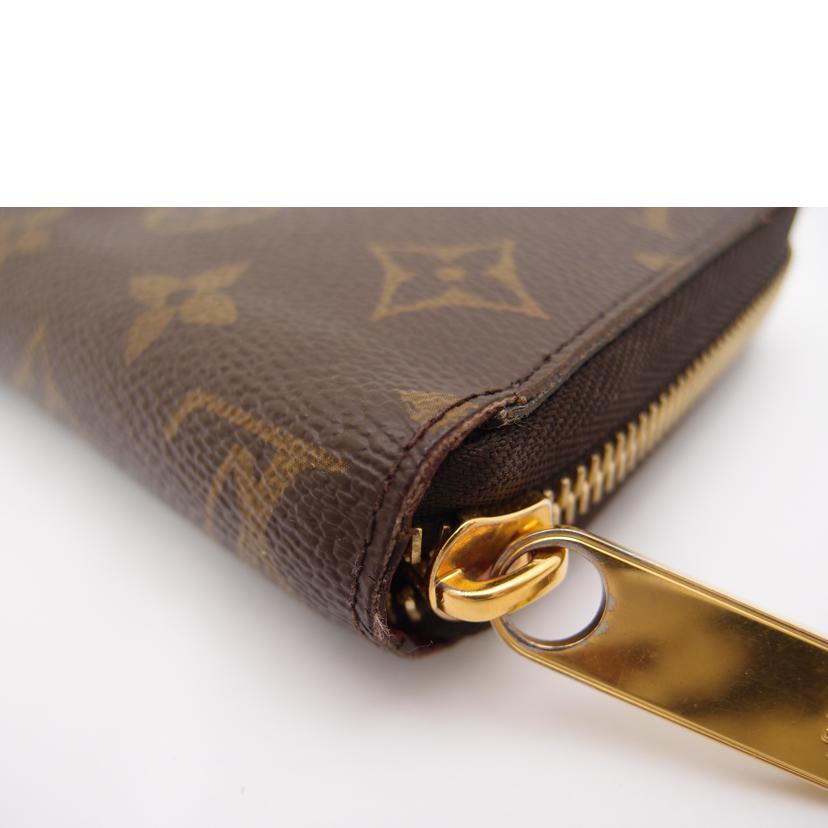 ＬＯＵＩＳ　ＶＵＩＴＴＯＮ ルイヴィトン　ピンク　ラウンドファスナー　長財布　/ジッピーウォレット／モノグラム／フューシャ/M41895//LU4220/ABランク/69