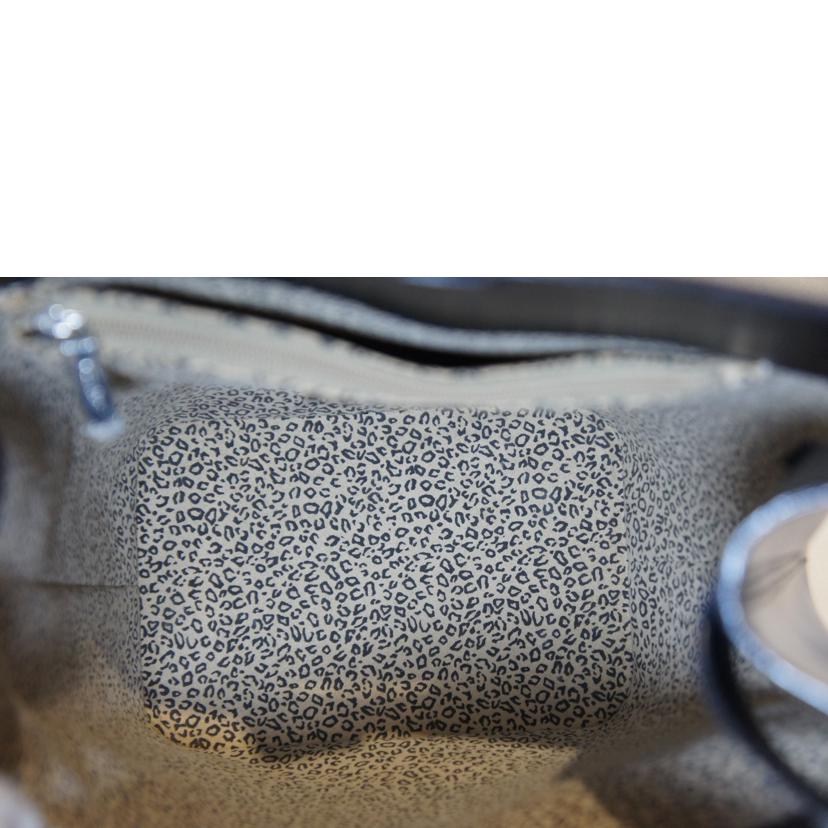 Ｃａｒｔｉｅｒ カルティエ/パンテールワンショルダーバッグ//Bランク/94