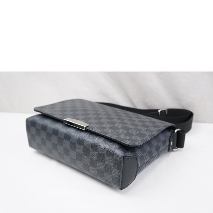 ＬＯＵＩＳ　ＶＵＩＴＴＯＮ ルイヴィトン/ディストリクトＰＭ　ＮＶ２/N40309//IC/SAランク/67