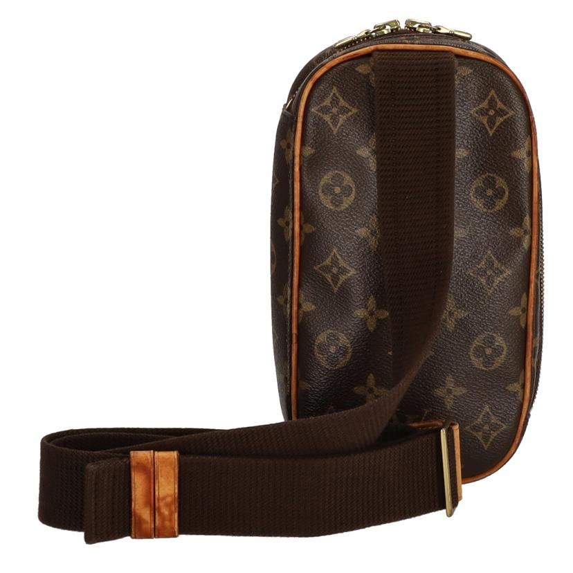 ＬＯＵＩＳ　ＶＵＩＴＴＯＮ ﾙｲ･ｳﾞｨﾄﾝ/ポシェットガンジュ／モノグラム/M51870//CA0***/Bランク/75
