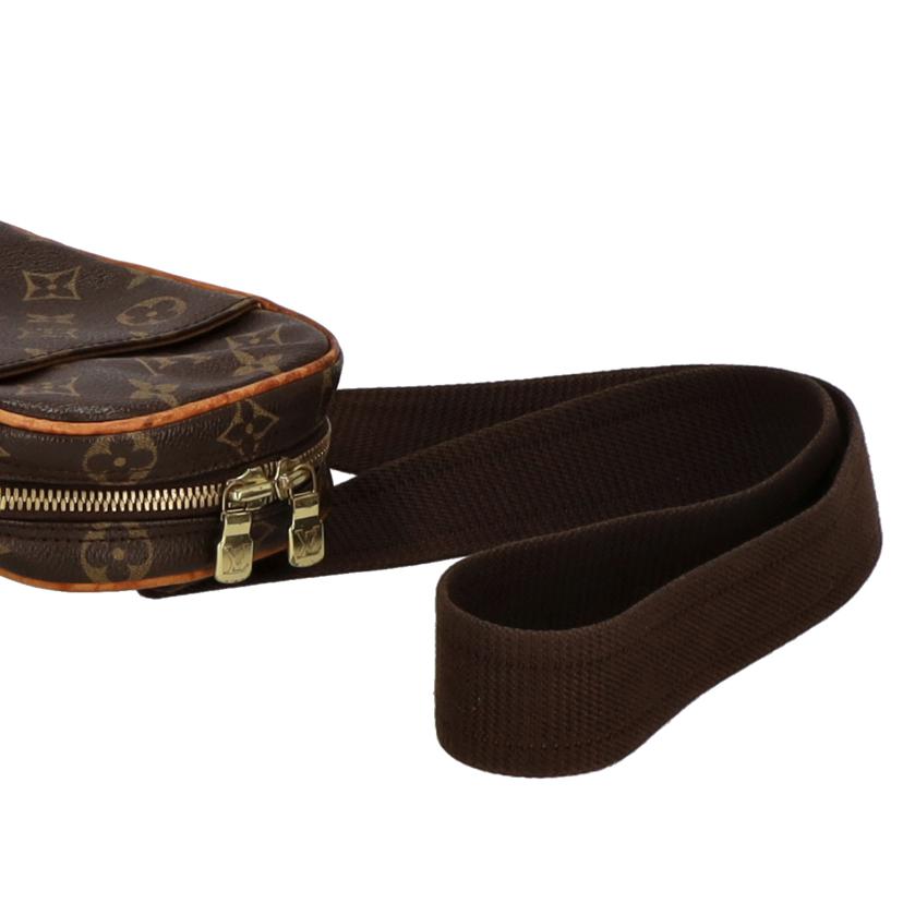 ＬＯＵＩＳ　ＶＵＩＴＴＯＮ ﾙｲ･ｳﾞｨﾄﾝ/ポシェットガンジュ／モノグラム/M51870//CA0***/Bランク/75