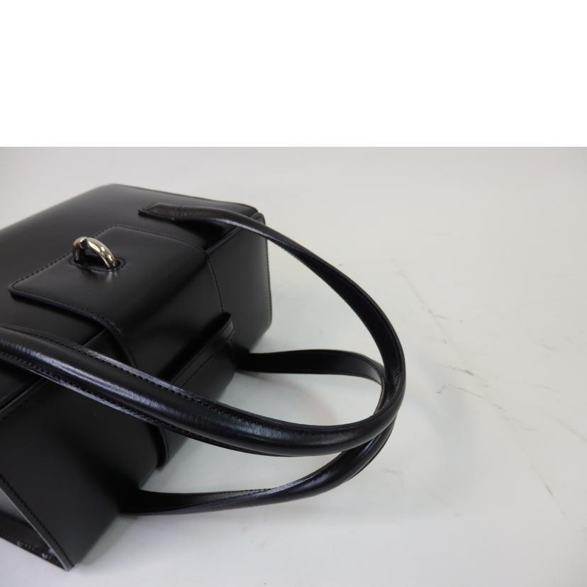 Ｃａｒｔｉｅｒ カルティエ/パンテールハンドバッグ／黒//ABランク/84