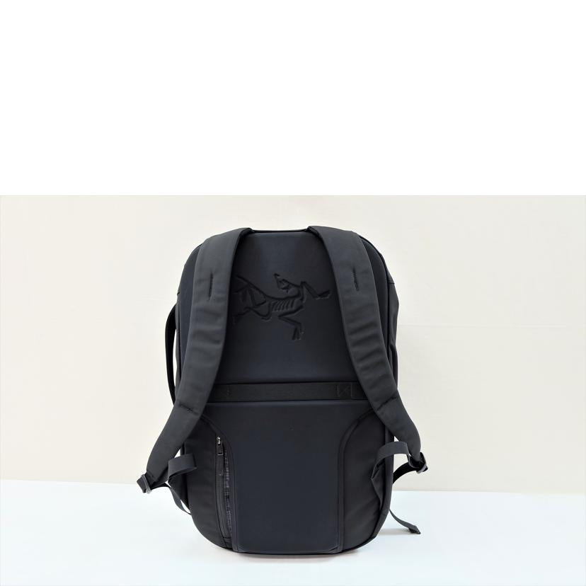 ＡＲＣＴＥＲＹＸ アークテリクス/ＢＬＡＤＥ２８　バックパック　黒/CA#34438//ABランク/71