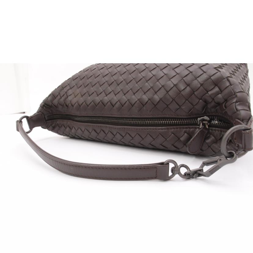ＢＯＴＴＥＧＡ　ＶＥＮＥＴＡ ボッテガ　ヴェネタ　ハンド　レザー　茶/イントレチャートワンショルダー／ブラウン//Aランク/69