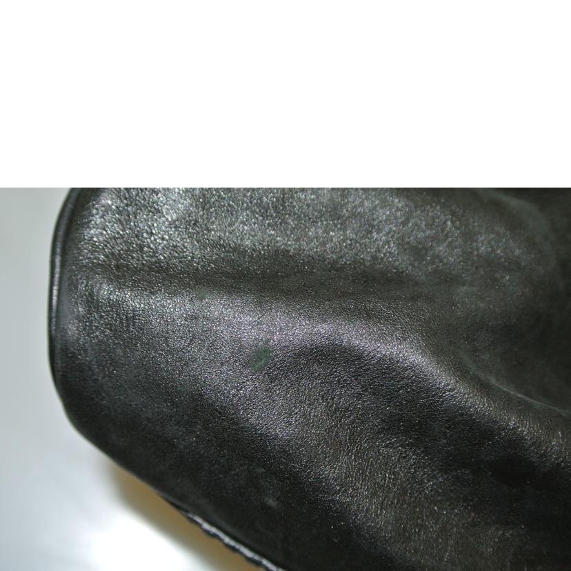 ＧＵＣＣＩ グッチ/スーキートートバッグ　黒/211943//002123/ABランク/87