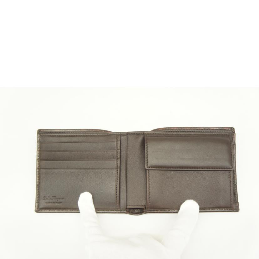 Ｓａｌｖａｔｏｒｅ　Ｆｅｒｒａｇａｍｏ サルヴァトーレ・フェラガモ/ガンチーニ二つ折り財布/668734//Aランク/05