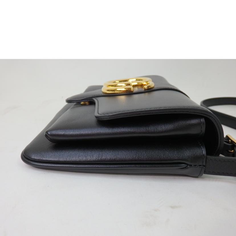 ＧＵＣＣＩ グッチ/アリー／ＧＧマーモントスモールショルダーバッグ／黒/550129//498879/Aランク/84