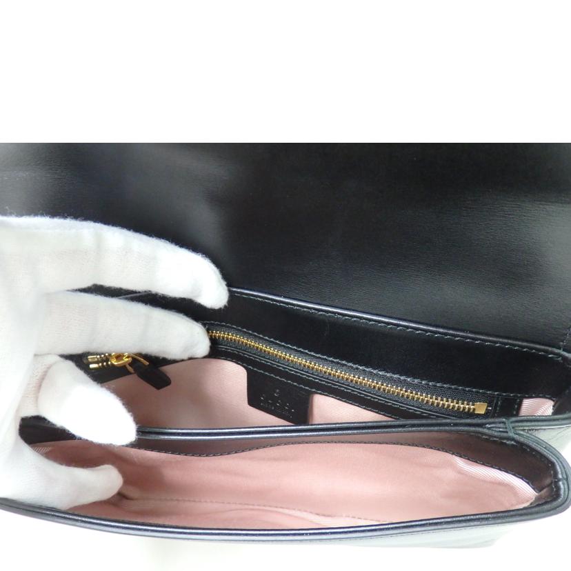 ＧＵＣＣＩ グッチ/アリー／ＧＧマーモントスモールショルダーバッグ／黒/550129//498879/Aランク/84