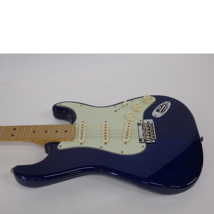 Ｆｅｎｄｅｒ　ＭＥＸ フェンダーメキシコ/エレキギター/DELUXE STRATOCASTER//MX18018563/Aランク/75