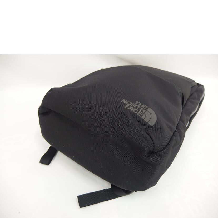 ＴＨＥ　ＮＯＲＴＨ　ＦＡＣＥ ﾉｰｽﾌｪｲｽ/ＴＨＥ　ＮＯＲＴＨ　ＦＡＣＥ　シャトルデイバックスリムリュック/NM82109//Aランク/82
