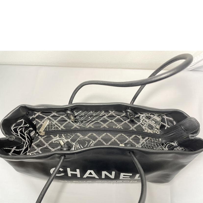 ＣＨＡＮＥＬ シャネル/エッセンシャルトート　カーフスキン//12785935/ABランク/51