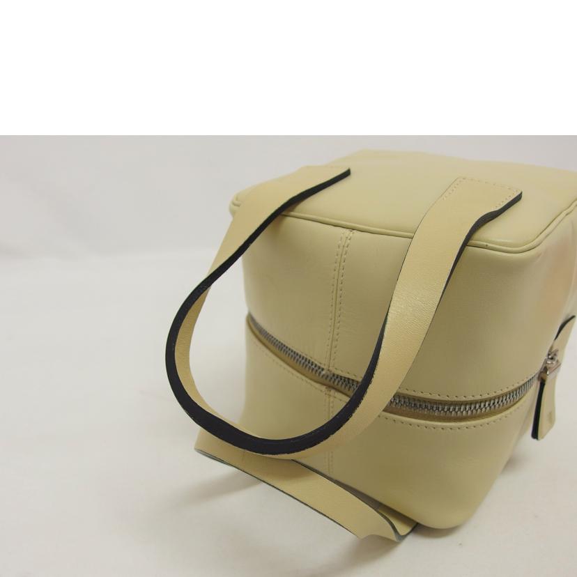 ＢＡＬＬＹ バリー/スクエア／レザーハンドバッグ／ベージュ//ABランク/04