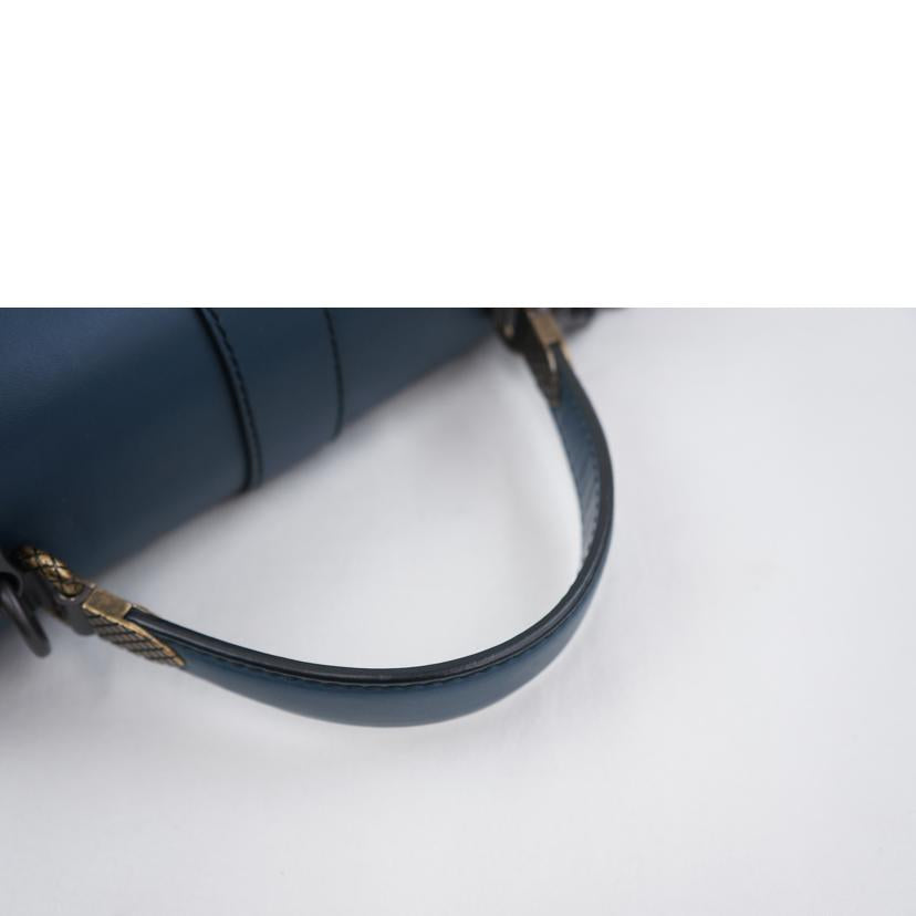 ＢＯＴＴＥＧＡ ボッテガヴェネタ/ピアッツァ２ｗａｙショルダー//B06917913I/ABランク/67