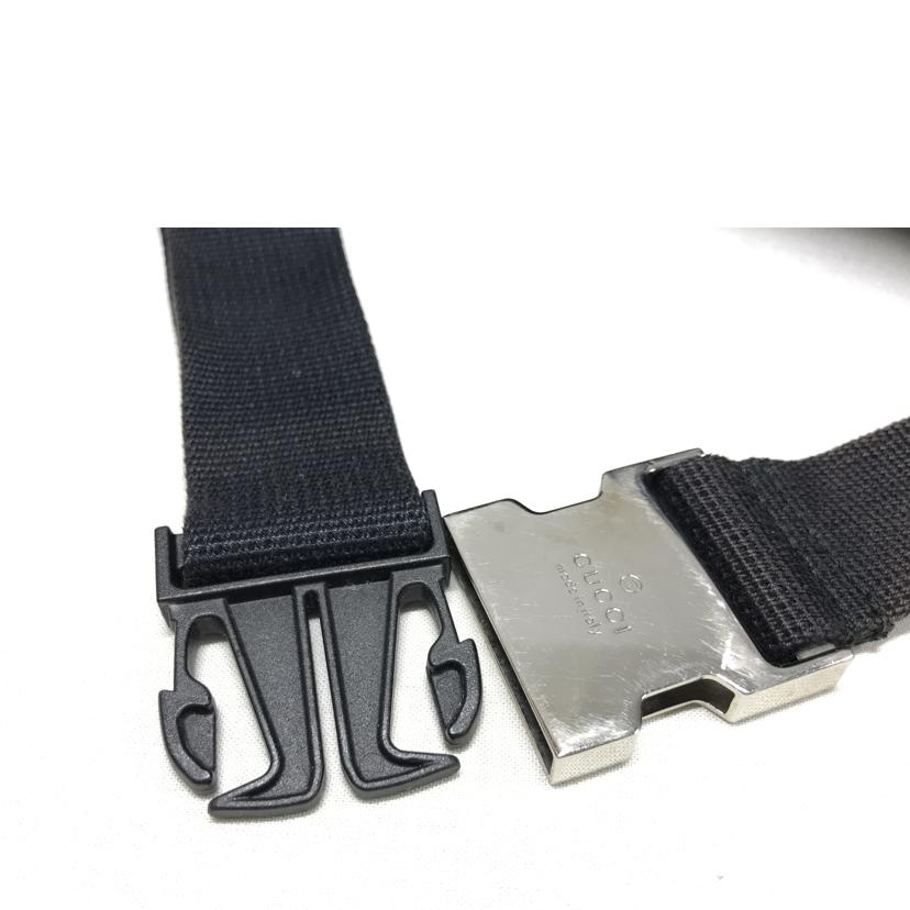 ＧＵＣＣＩ グッチ/シェリーライン／ウエストバッグ/246409//520981/Bランク/51