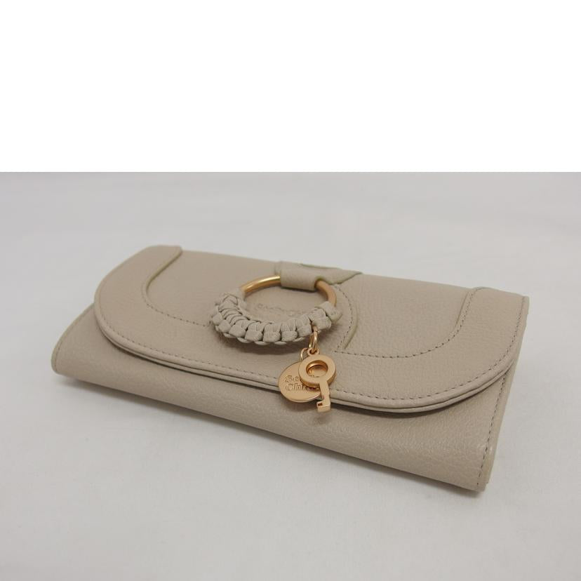 Ｓｅｅ　Ｂｙ　Ｃｈｌｏｅ シーバイクロエ/ハナ／二つ折り長財布／ベージュ/CHS17UP761305//04-21-52-65/Aランク/04