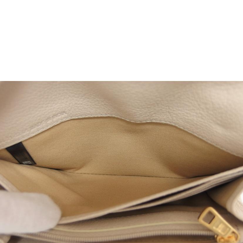 Ｓｅｅ　Ｂｙ　Ｃｈｌｏｅ シーバイクロエ/ハナ／二つ折り長財布／ベージュ/CHS17UP761305//04-21-52-65/Aランク/04