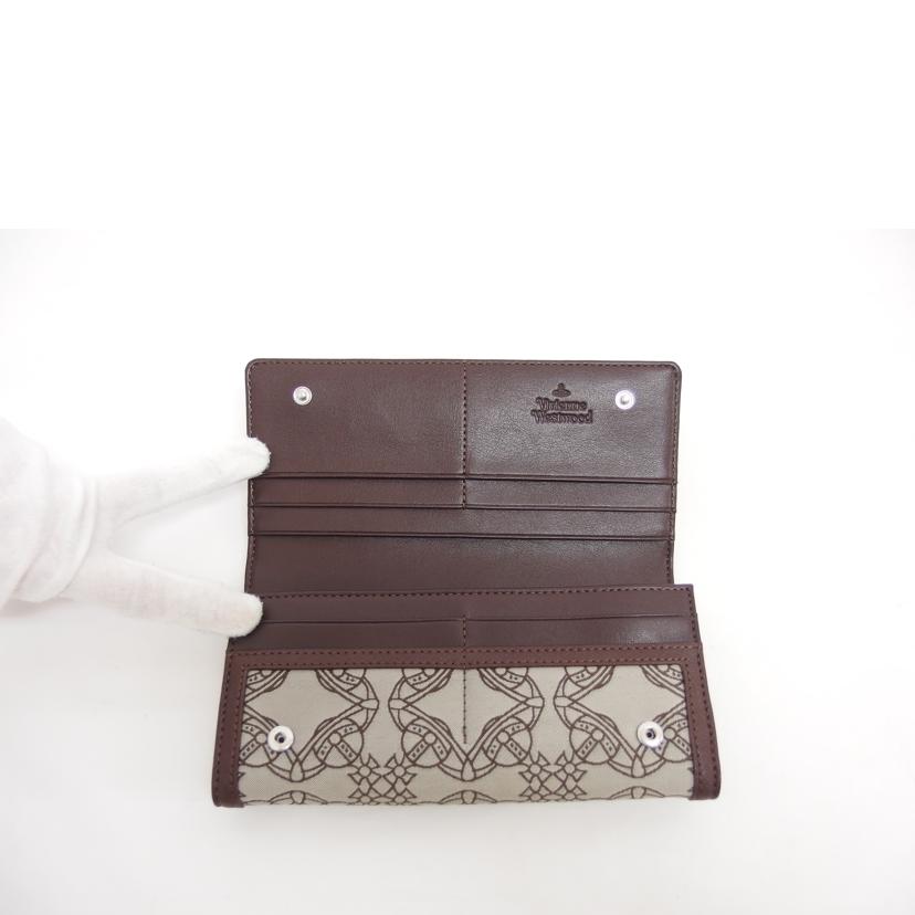 Vivienne Westwood ヴィヴィアンウエストウッド  