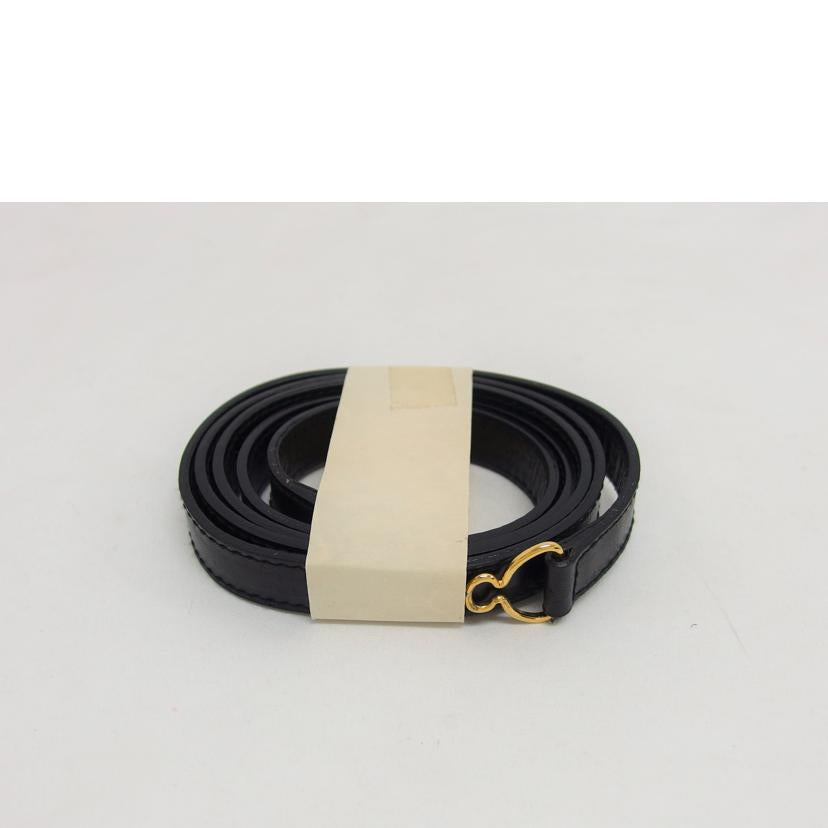 Ｆｅｒｒａｇａｍｏ フェラガモ/ヴァラリボン／２ＷＡＹショルダーバッグ／ブラック/4178//BA21/Aランク/04