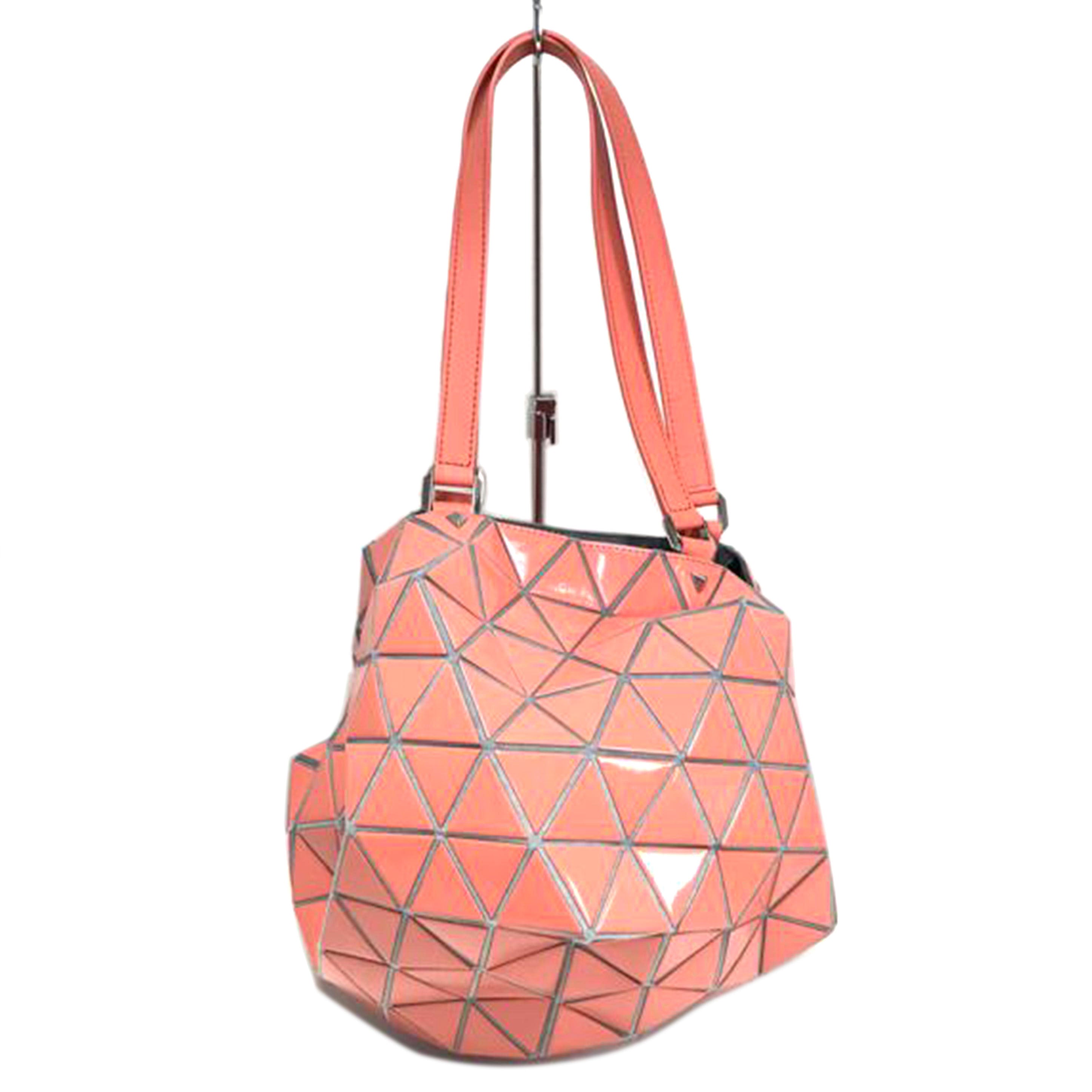 BAOBAO ISSEY MIYAKE バオバオイッセイミヤケ/PLANET ボール型バッグ/BB51AG591//Aランク/51