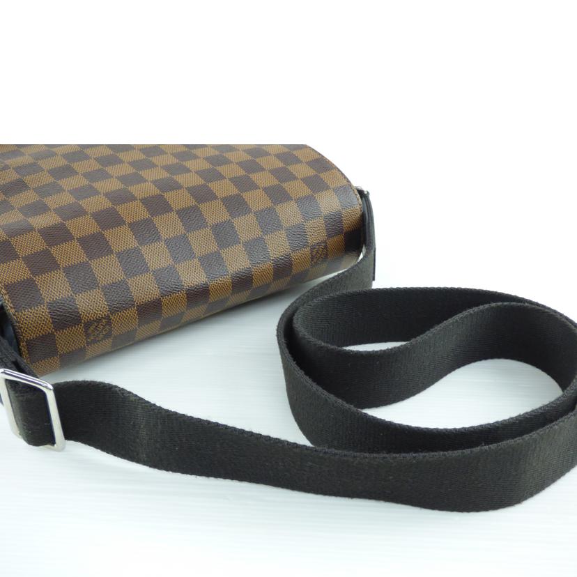 ＬＯＵＩＳ　ＶＵＩＴＴＯＮ ルイヴィトン ルイ・ヴィトン ビトン ダミエ・エベヌ 市松模様 ブラウン 茶 ショルダーバッグ ハンドバッグ トートバッグ ブラウン メンズ レディース 定番 人気 ＬＶ 斜め掛け 肩がけ/ディストリクトＰＭ　ＮＭ／ダミエ／エベヌ/N41031//CA4***/ABランク/64