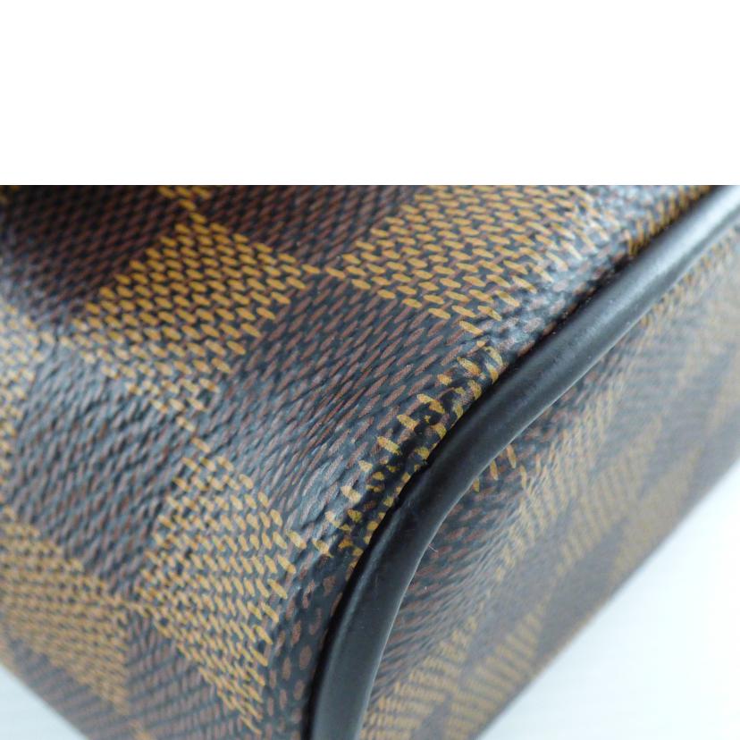 ＬＯＵＩＳ　ＶＵＩＴＴＯＮ ルイヴィトン ルイ・ヴィトン ビトン ダミエ・エベヌ 市松模様 ブラウン 茶 ショルダーバッグ ハンドバッグ トートバッグ ブラウン メンズ レディース 定番 人気 ＬＶ 斜め掛け 肩がけ/ディストリクトＰＭ　ＮＭ／ダミエ／エベヌ/N41031//CA4***/ABランク/64