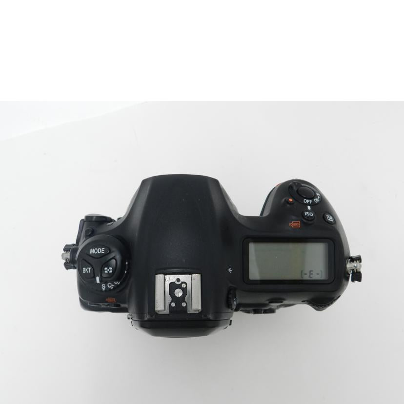 Ｎｉｋｏｎ ニコン/デジタル一眼レフ/D5ﾎﾞﾃﾞｨ XQD-Type//2005053/ABランク/69