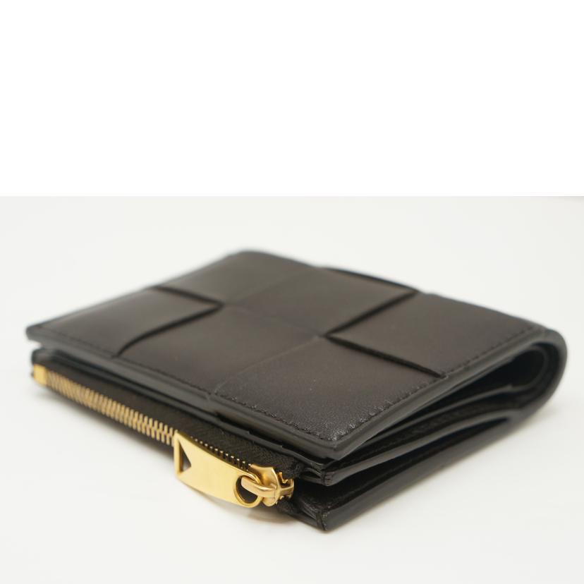ＢＯＴＴＥＧＡ　ＶＥＮＥＴＡ BOTTEGA　VENETA/マキシイントレチャート二つ折り財布／ダークブラウン//P02322921P/Aランク/09