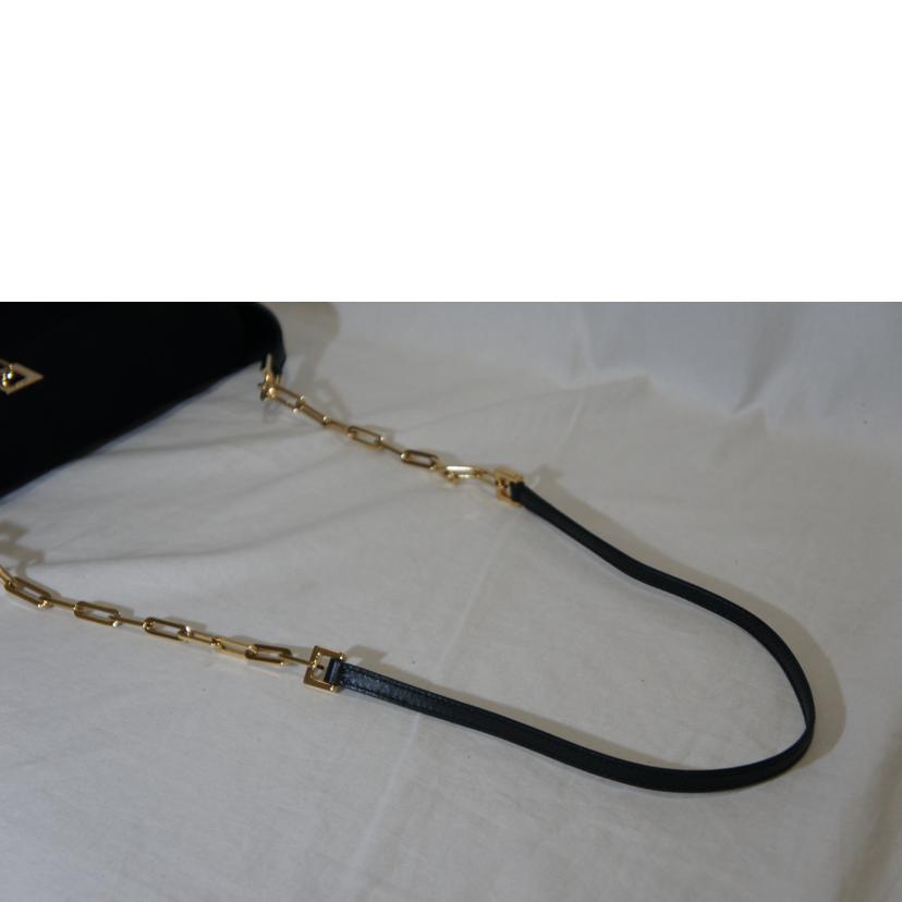ＧＵＣＣＩ グッチ/タイガーヘッドチェーンショルダーバッグ/0014113//3444/ABランク/94