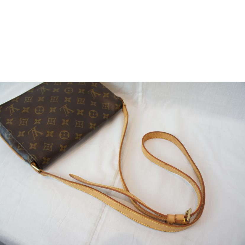 ＬＯＵＩＳ　ＶＵＩＴＴＯＮ ルイ・ヴィトン/ミュゼットタンゴ／ロングストラップ/M51388//LM1014/ABランク/93