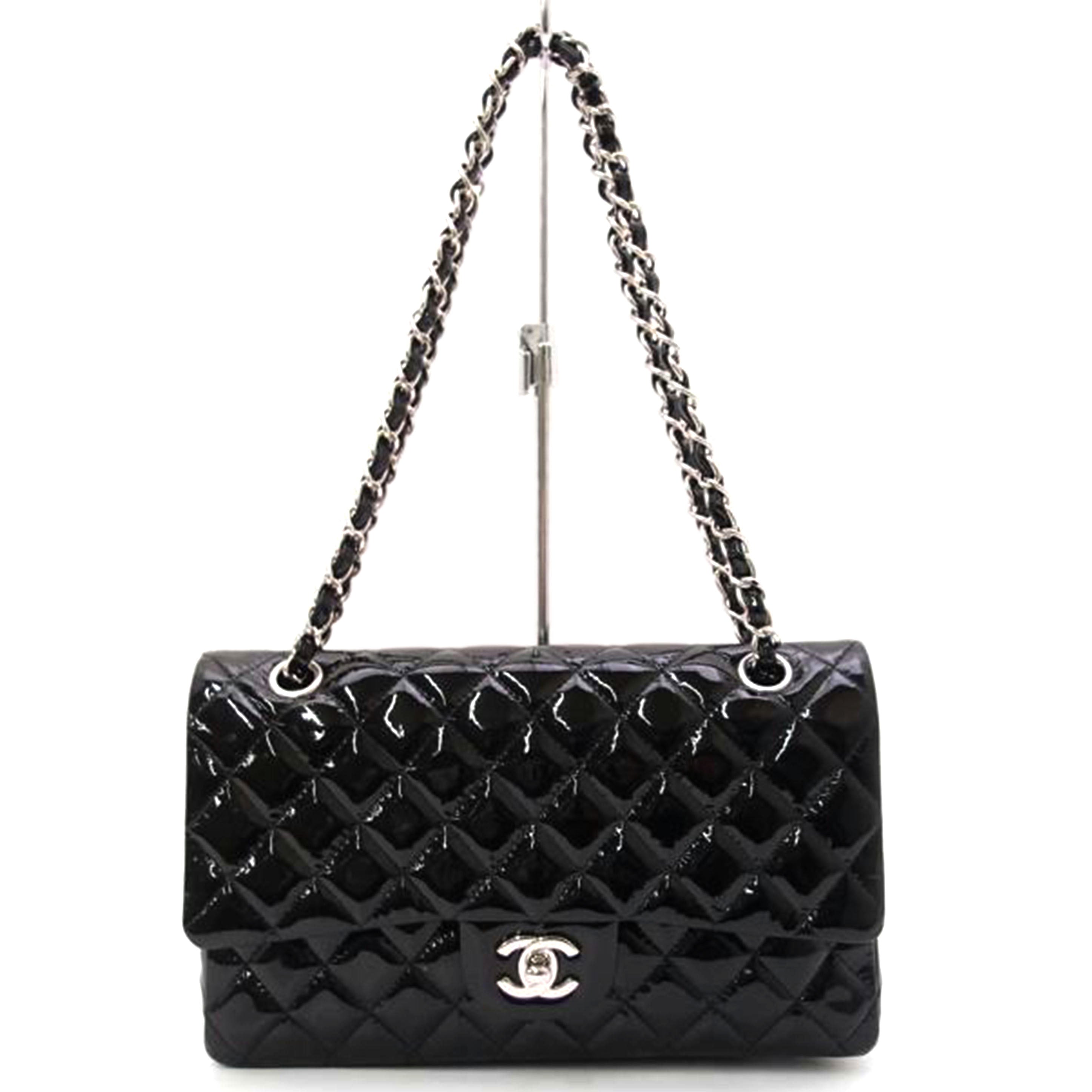 ＣＨＡＮＥＬ シャネル　CC　ココマーク　15番台　幅25cm　肩掛け　黒　ブラック　レディース/マトラッセ２５・Ｗフラップエナメルチェーンショルダー/A40451//15444134/Aランク/69