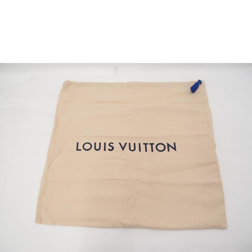 ＬＯＵＩＳ　ＶＵＩＴＴＯＮ ルイヴィトン　ビトン　クラッチ　セカンドバック　アクセサリーポーチ　ポーチ　黒　レディース　/ポシェットデヴィＭＭ／モノグラムサテン／ノワール/M93196//RC0***/Aランク/69