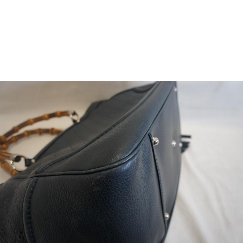 ＧＵＣＣＩ グッチ/グッチシマレザーバンブーハンドネイビー/246860//002053/Bランク/92