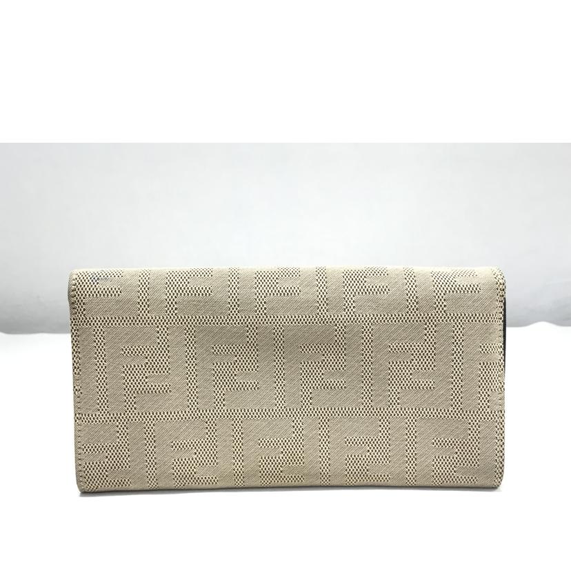 ＦＥＮＤＩ フェンディ/２つ折り長財布/2289-8M0000-KYE-049//713800/Bランク/51