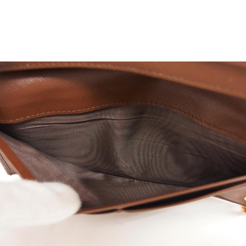 ＰＲＡＤＡ プラダ/サフィアーノ／二つ折り長財布／ブラウン/1MH132//236/Bランク/04