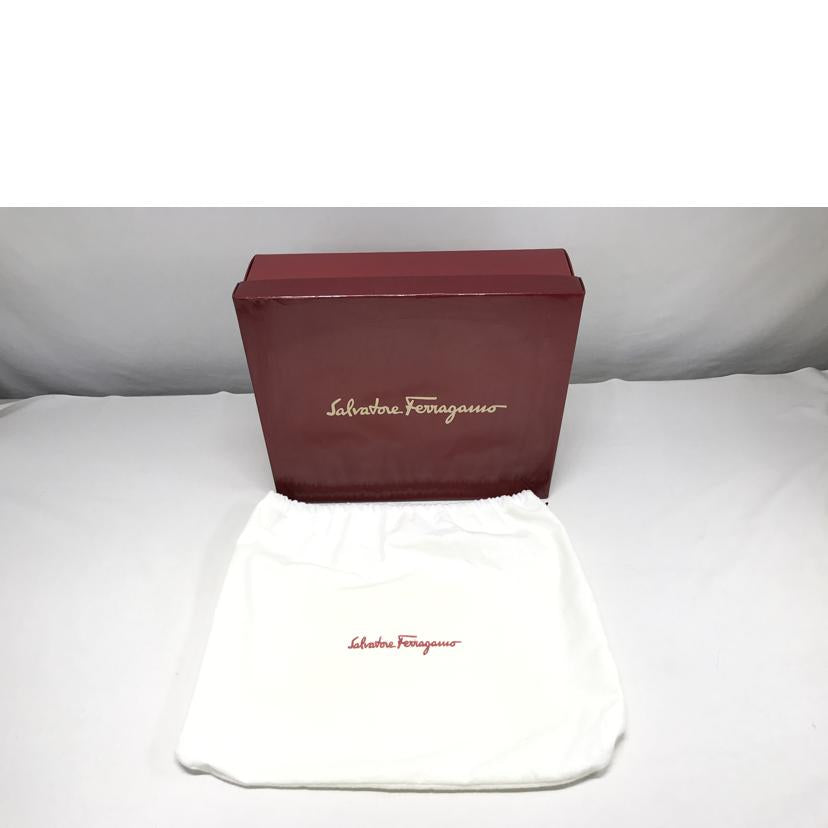 ｆｅｒａｇａｍｏ フェラガモ/ガンチーニショルダーハンドバッグ/1780//ABランク/51