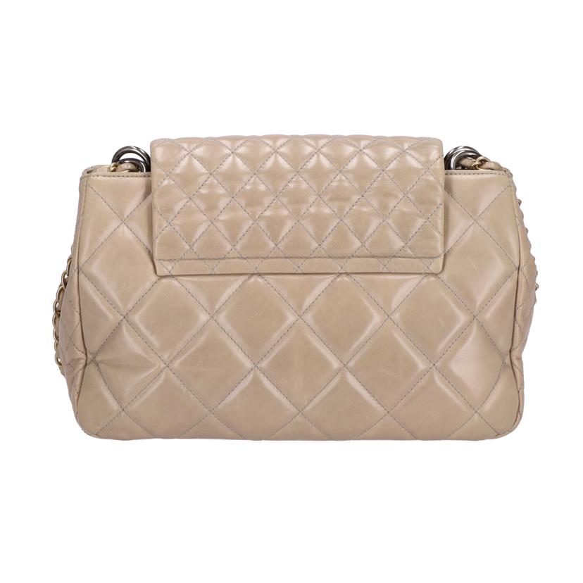 ＣＨＡＮＥＬ シャネル/マトラッセ／レザーチェーンショルダーバッグ//209*****/ABランク/75