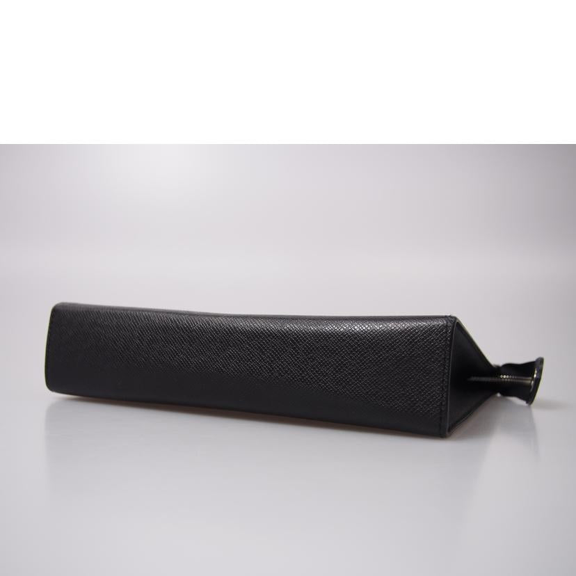 ＬＶ ルイ・ヴィトン/ポシャット・ヴォワヤージュ／タイガ／ノワール/M30450//TA3290/Aランク/76